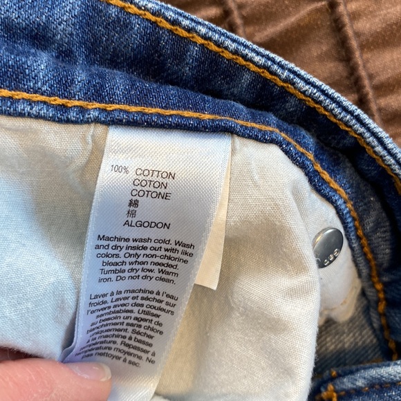 $9 CLEARANCE - Gap Sexy Boyfriend Fit Jeans - Picture 9 of 12
